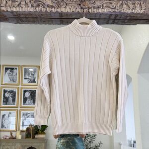 Oscar de la Renta Ivory Turtleneck Sweater